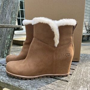 UGG “SEYLINE” Shearling Wedge Boots